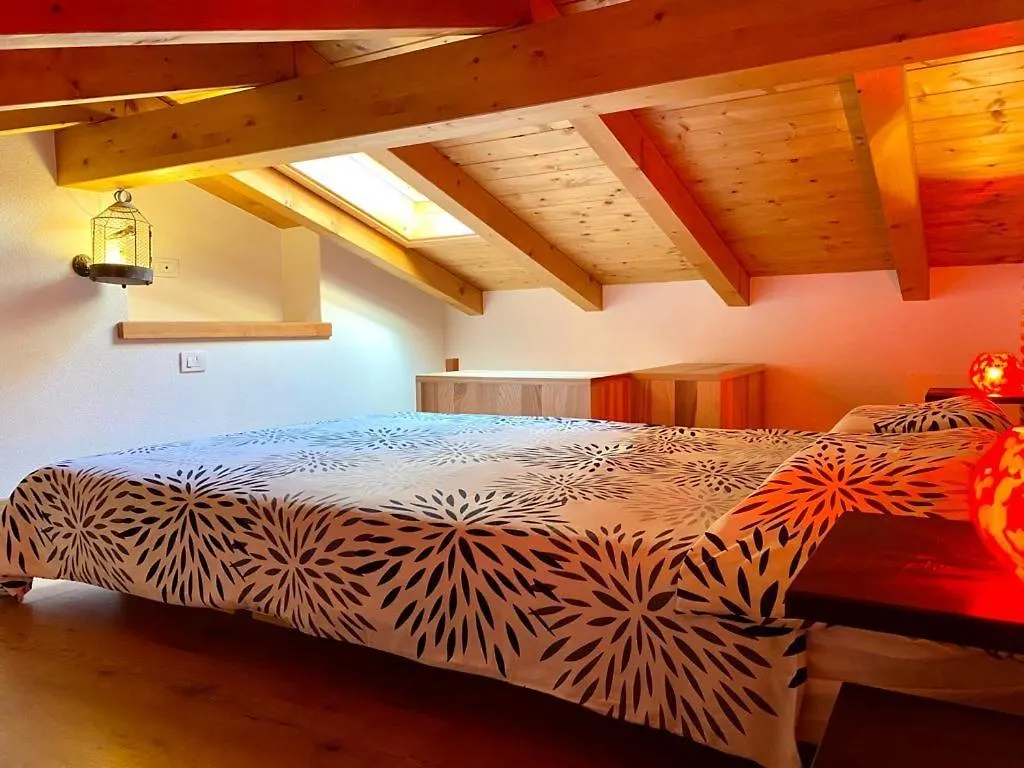 Apartament Casa Bucaneve & Ciclamino Gravedona Włochy